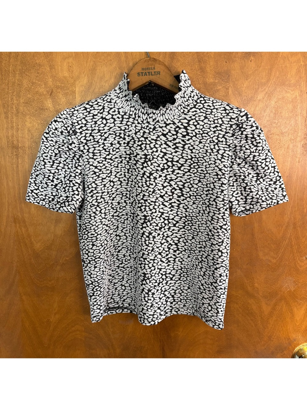 Zara Black & White Leopard Print Puff Mock Neck Sleeve Blouse Top Office Preppy